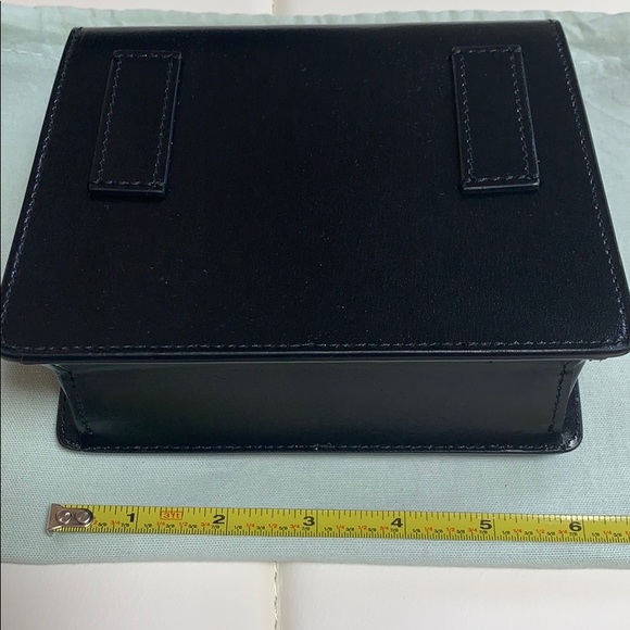 Off-White Jitney 0.7 Crossbody Belt Bag Black - Picture 4 of 13